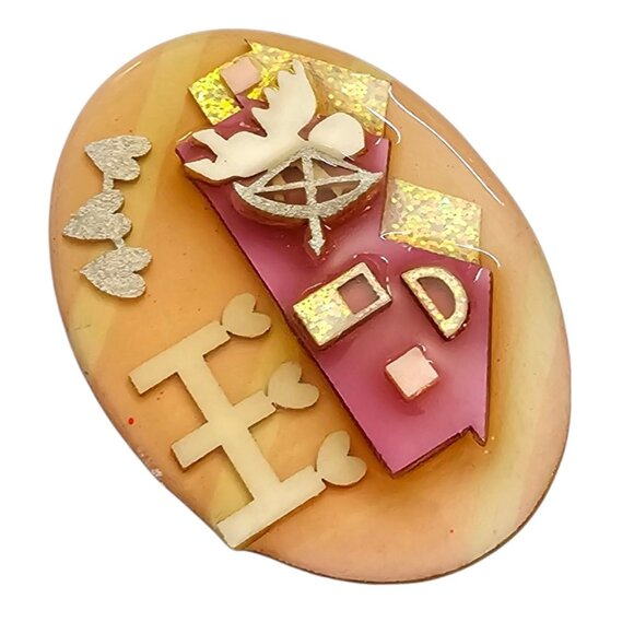 Lucinda Pink House Cupid Heart Arrow Pin - Picture 3 of 6